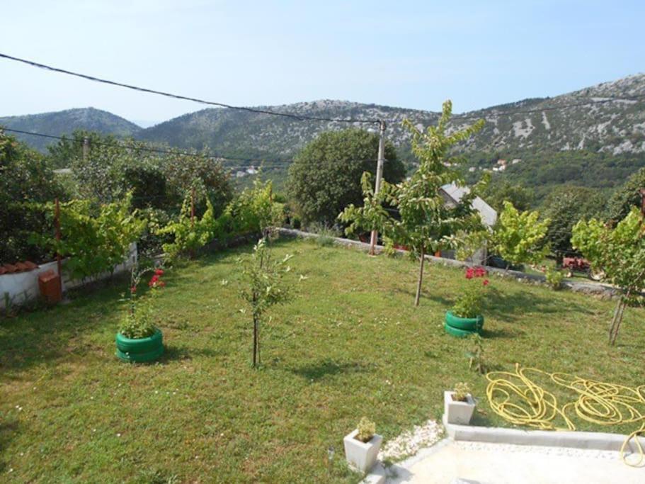 Apartment Luna 4 Person Bribir  Bagian luar foto